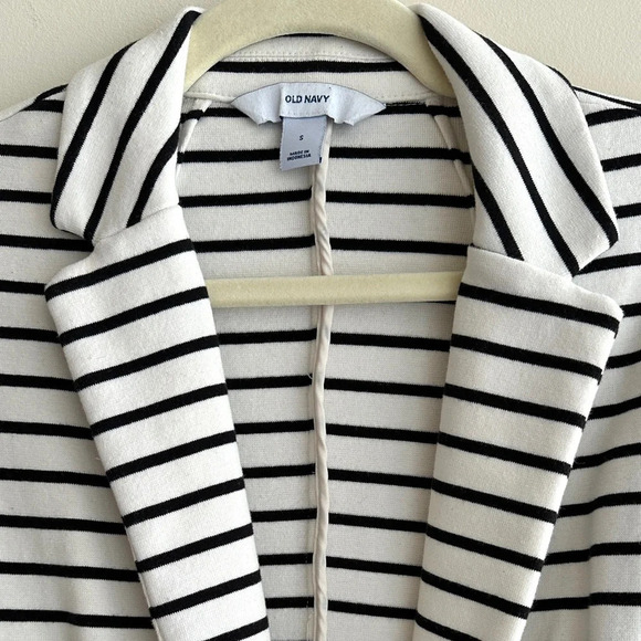 Old Navy Black and White Striped Casual Blazer, Stretchy Suit Jacket, Small - Picture 12 of 16